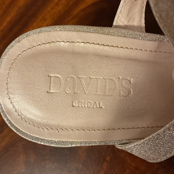 Perfect holiday/prom shoes, size 10, silver glitter/bejeweled, worn once. - Picture 3 of 9